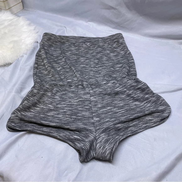 Mossimo strapless short shorts romper with tie up waist band/belt size small - Picture 9 of 13